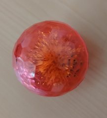 Hračka pro kočky kulička s rolničkou 58606