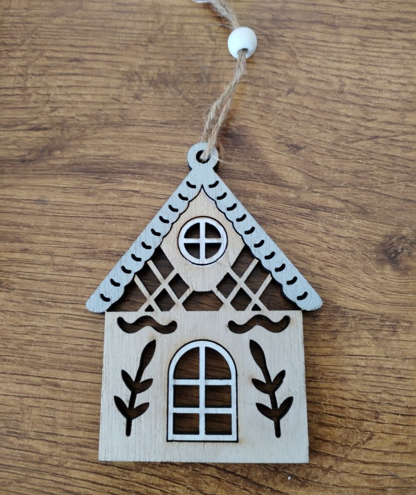 Levně Dřevěný domek X560 stříbrný