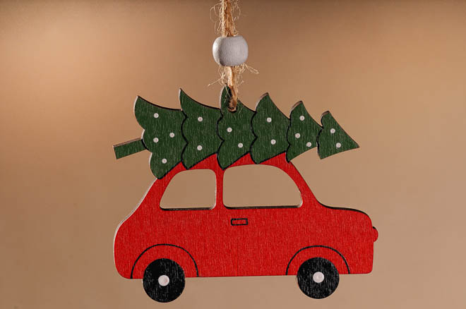 Levně Dřevěné auto se stromkem X557