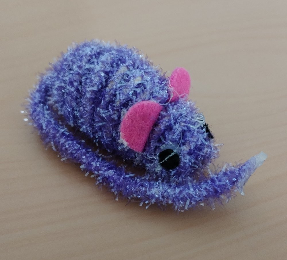 Levně Hračka pro kočky myš PANIKA